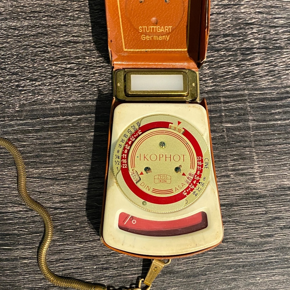 Vintage Zeiss Ikon IKOPHOT Light Meter Stuttgart Germany Leather Case Chain